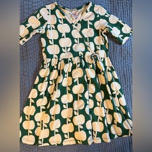 Like new Apple print Hanna Andersson dress